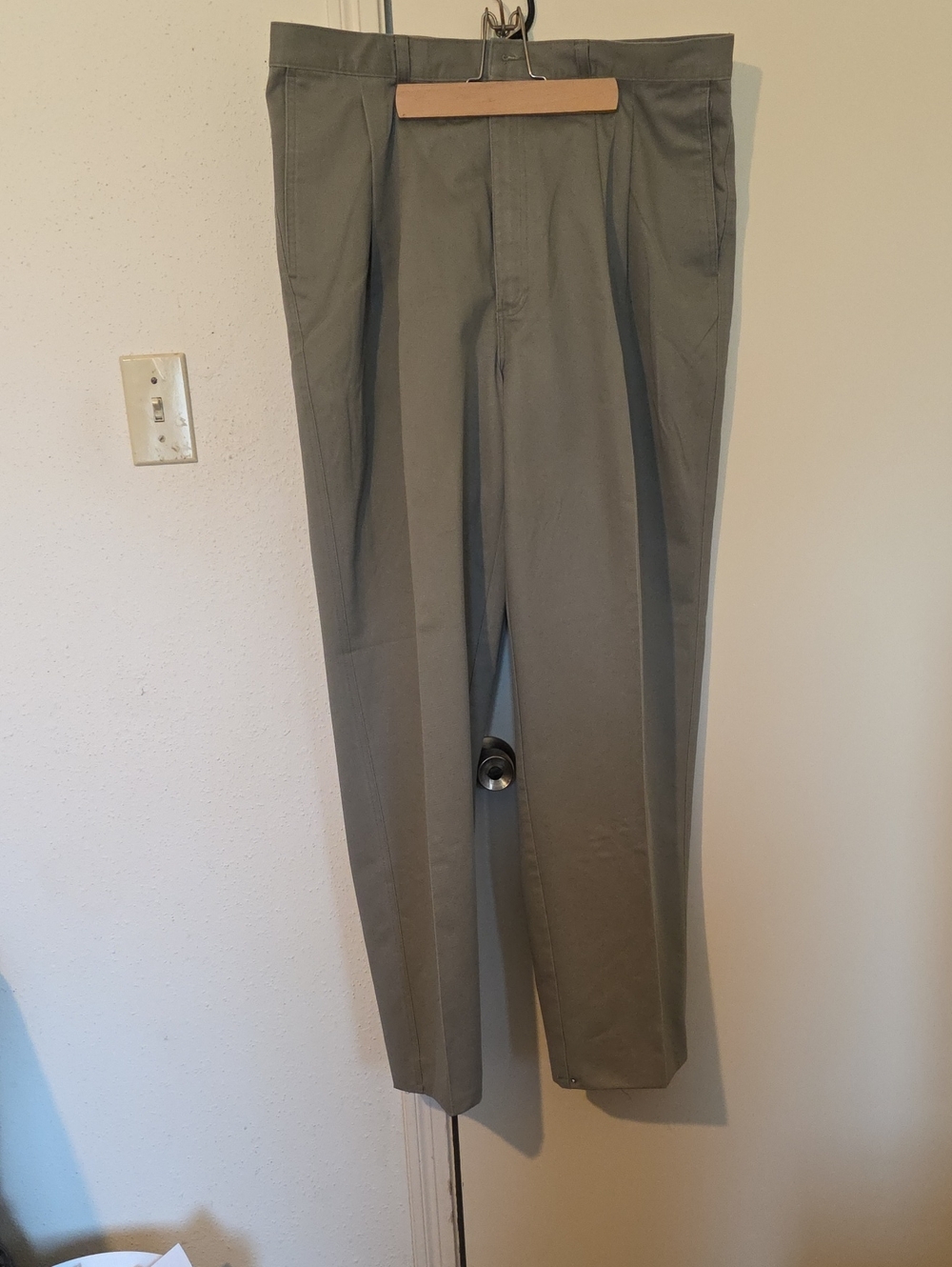 Classics M Men's Dress Pants Gray Size Medium